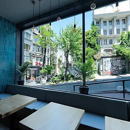 The House Galata فندق